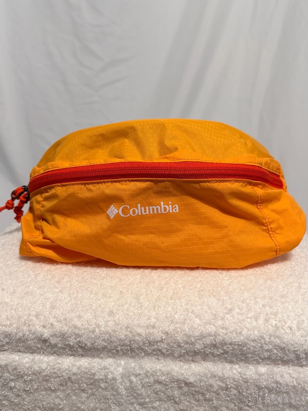 Columbia Lightweight Packable Hip Pack
